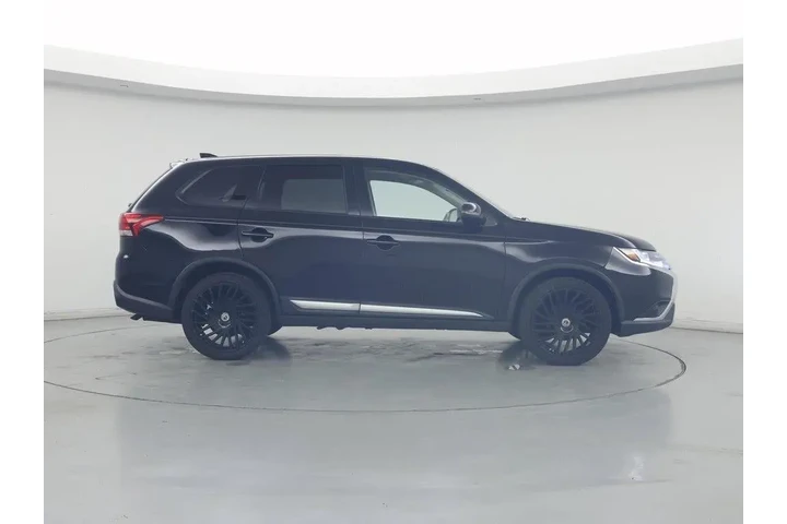 $13998 : Mitsubishi Outlander 2019 SE image 7