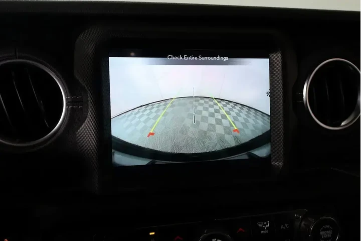 $35697 : Jeep Wrangler 2023 4x4 Sahar image 6