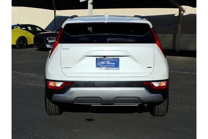 $21779 : Kia Niro 2023 EX 4dr Crossov image 5