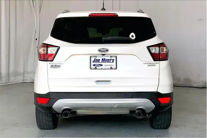 $8951 : Ford Escape 2017 Titanium 4d image 4