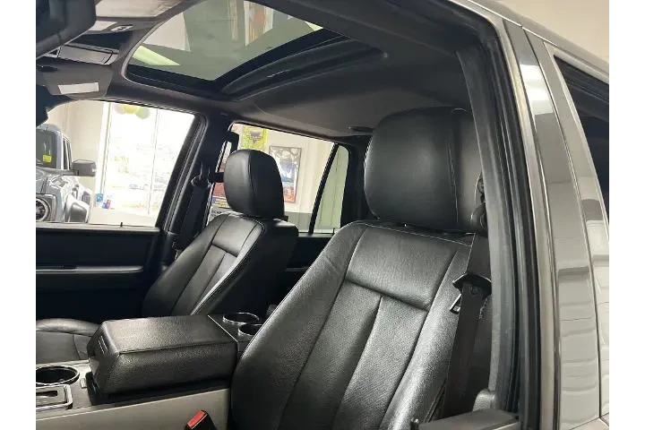 $16988 : Ford Expedition EL 2013 4x4 image 6