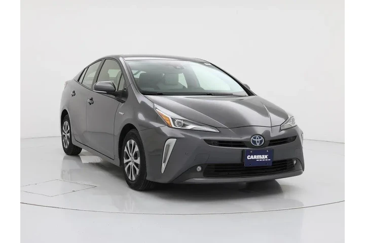 $23998 : Toyota Prius 2022 AWD XLE AW image 1