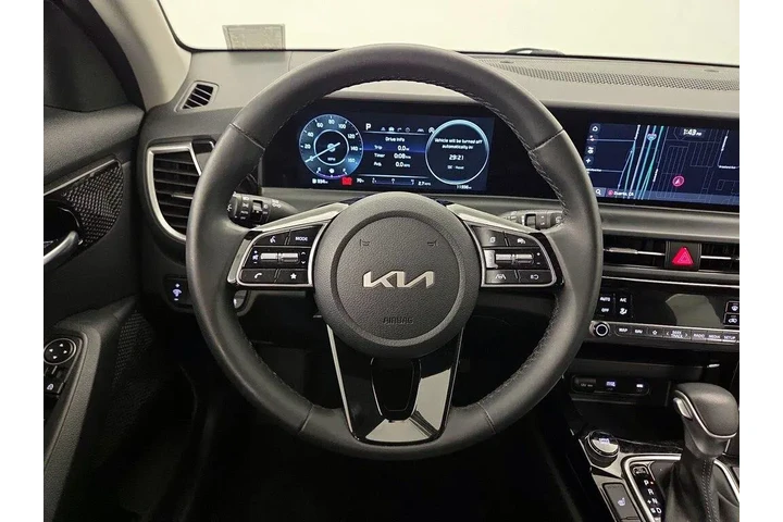 $23998 : Kia Seltos 2024 AWD S 4dr SU image 10