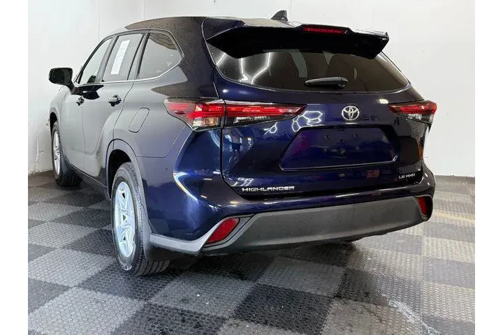 $35698 : Toyota Highlander 2024 AWD L image 6