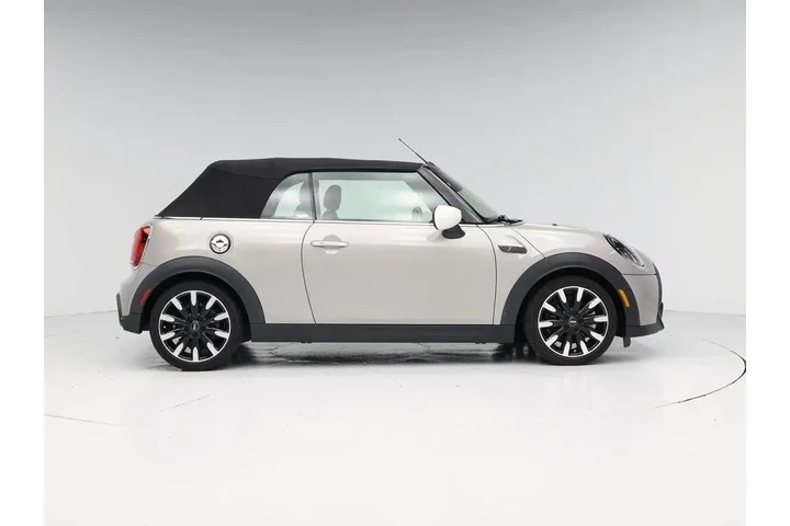 $31998 : MINI Convertible 2023 Cooper image 7