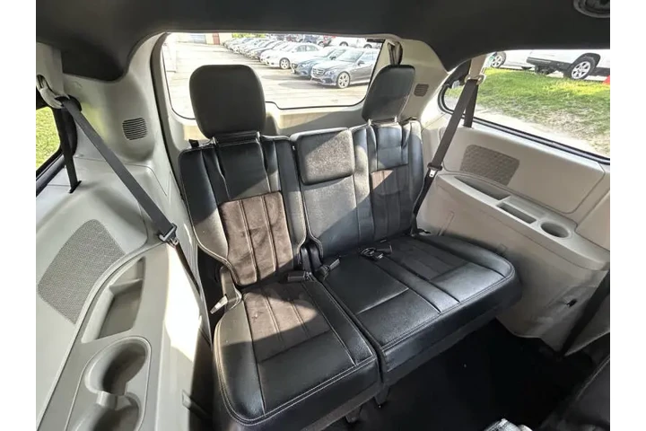 $8990 : 2017 Grand Caravan SXT image 10