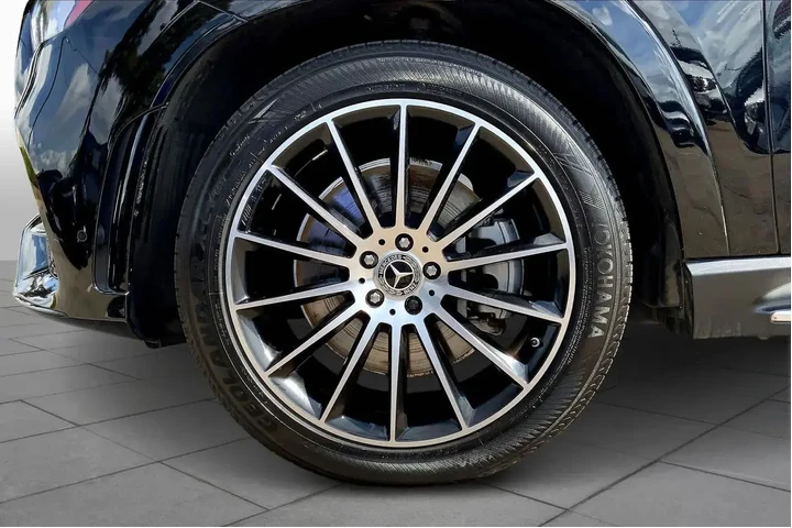 Mercedes-Benz GLE 2023 AWD G image 9
