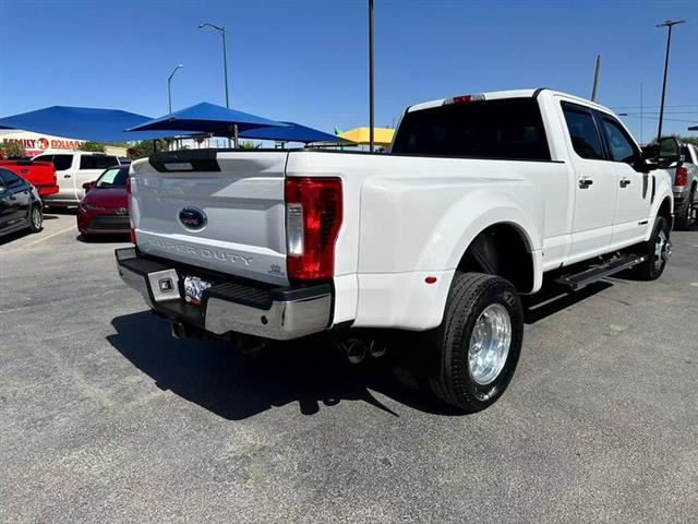 $49995 : Pre-Owned 2017 F350 Super Dut image 6