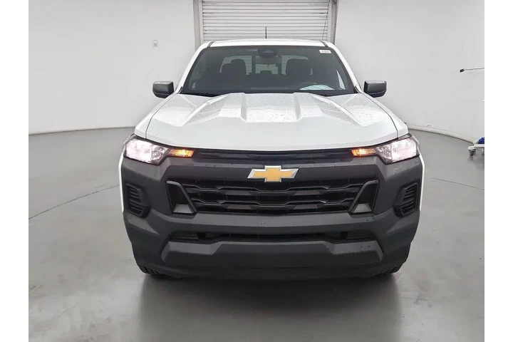 $25998 : Chevrolet Colorado 2024 4x2 image 2
