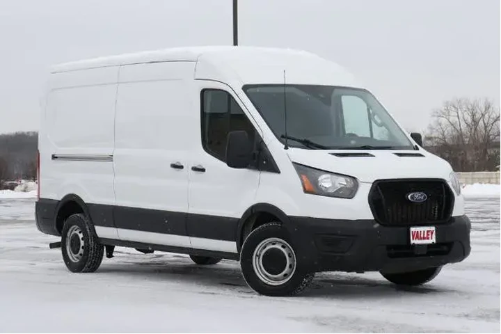 $34900 : Ford Transit 2023 250 3dr SW image 2