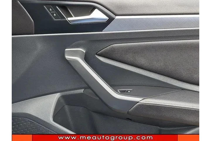 $19981 : Volkswagen Jetta 2024 SE 4dr image 8