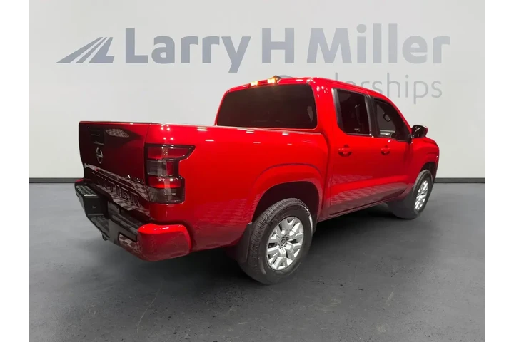 Nissan Frontier 2023 4x4 S 4 image 5