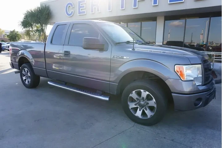 $15988 : Ford F-150 2013 4x2 STX 4dr image 1