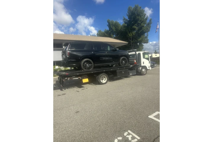 GRUA GRUA SAN FERNANDO VALLEY image 2