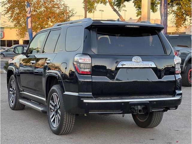 2014 Toyota 4Runner Limited S image 3