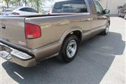 $8900 : 2003 GMC Sonoma SL thumbnail