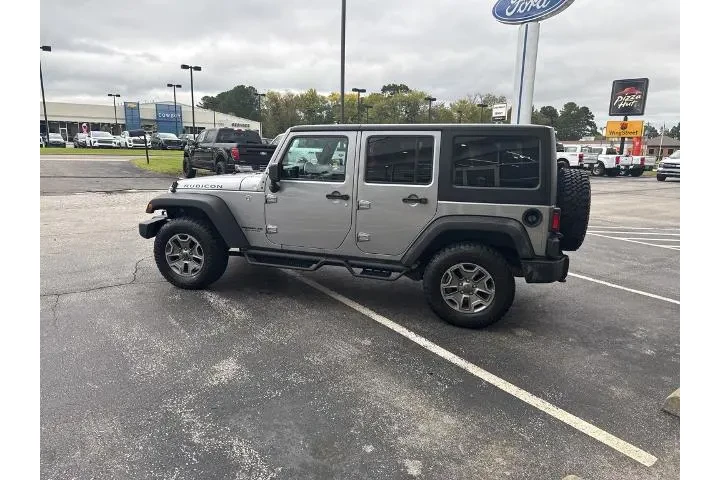 $25185 : Jeep Wrangler Unlimited 2017 image 7