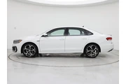 $19998 : Volkswagen Passat 2021 R-Lin thumbnail