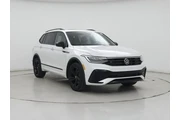 Volkswagen Tiguan 2023 SE R- en Binghamton