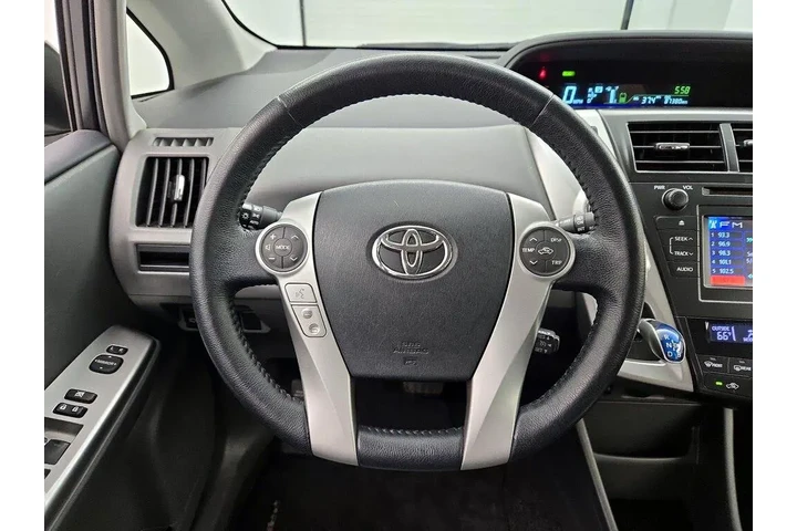 $14998 : Toyota Prius v 2014 Five 4dr image 10