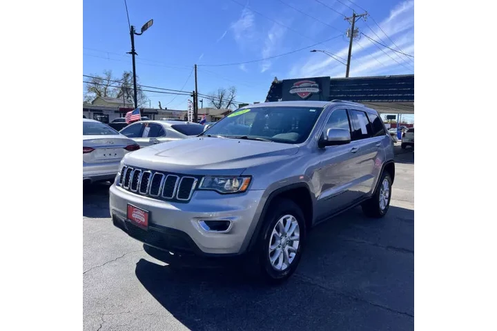 $16999 : 2021 Grand Cherokee Laredo E image 3