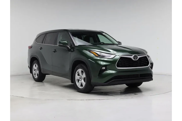 $39998 : Toyota Highlander 2025 LE 4d image 1