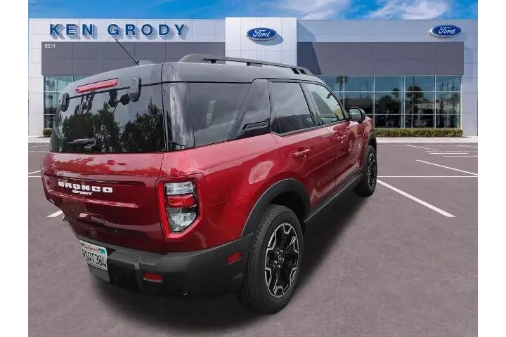 $35103 : Ford Bronco Sport 2025 AWD O image 3