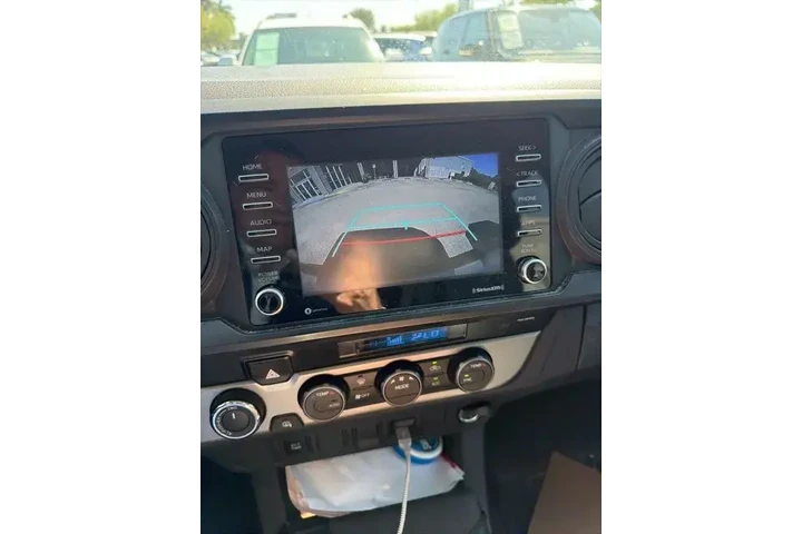 $28990 : Toyota Tacoma 2023 4x4 TRD P image 4