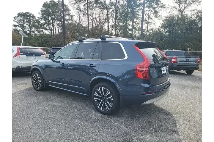 $26941 : Volvo XC90 2022 T5 Momentum image 3