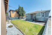 $2195 : HOUSE RENT IN Bell Gardens thumbnail