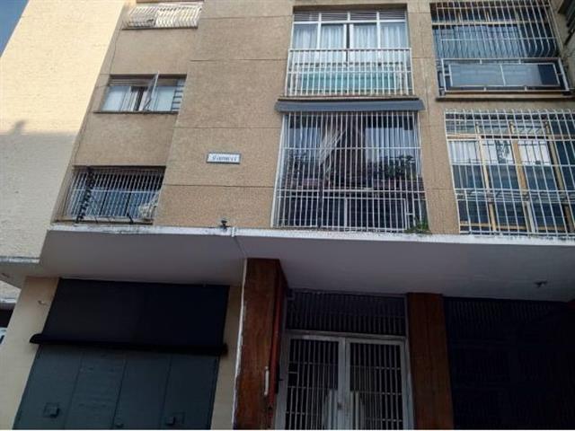 $37000 : Se vende apartamento Boleita image 1