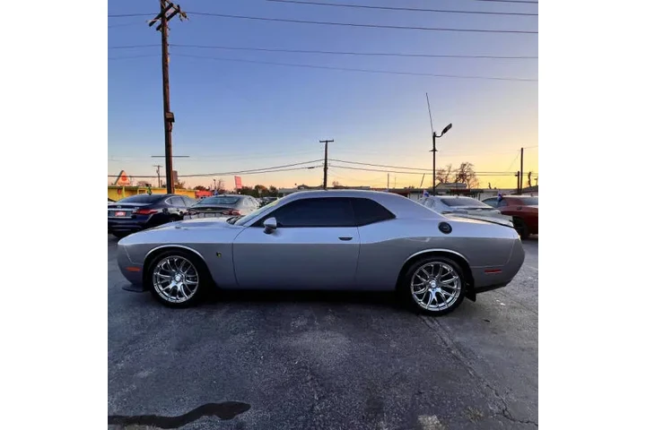 $24999 : 2016 Challenger R/T Scat Pack image 10