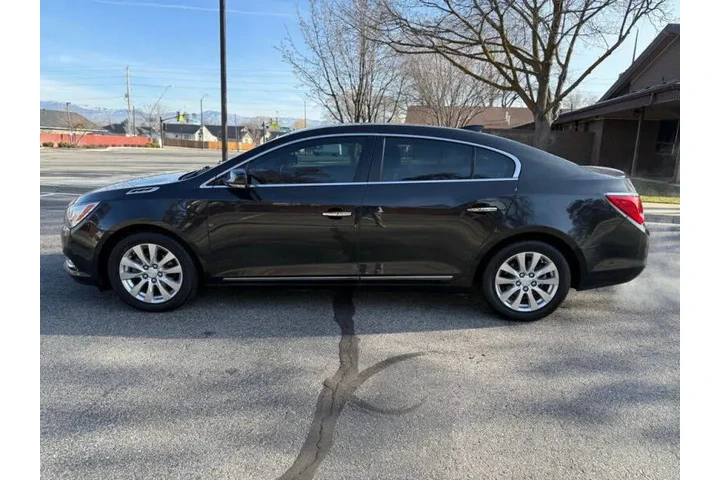 $8256 : 2015 LaCrosse Leather image 5