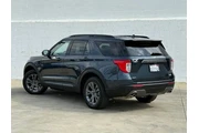 $26299 : Ford Explorer 2022 AWD XLT 4 thumbnail