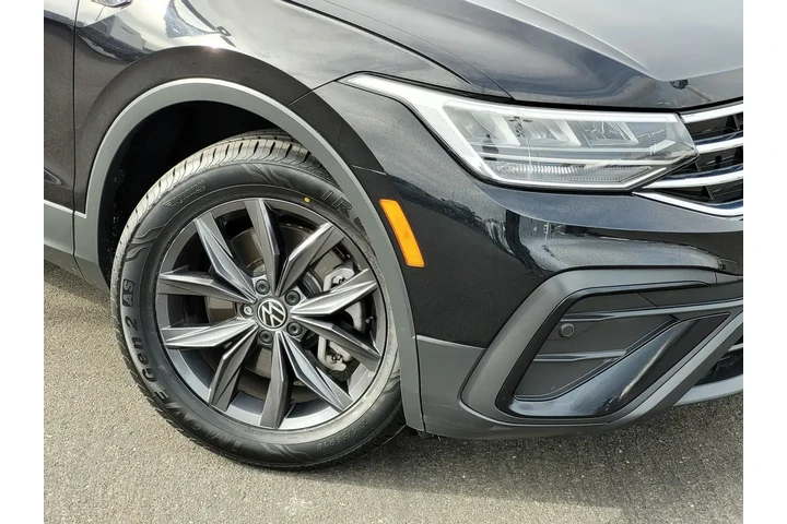 $21499 : Volkswagen Tiguan 2022 SE 4d image 9