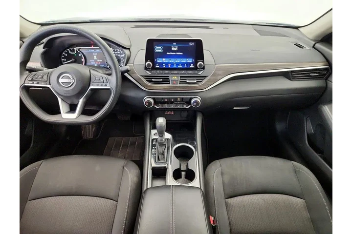 $19998 : Nissan Altima 2024 2.5 SV 4d image 9