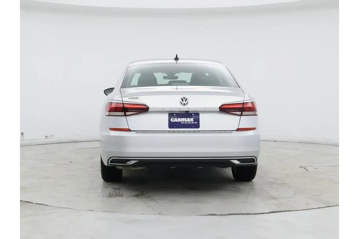 $17998 : Volkswagen Passat 2020 SE 4d image 6