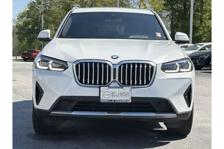 $30082 : BMW X3 2024 sDrive30i 4dr Sp image 3