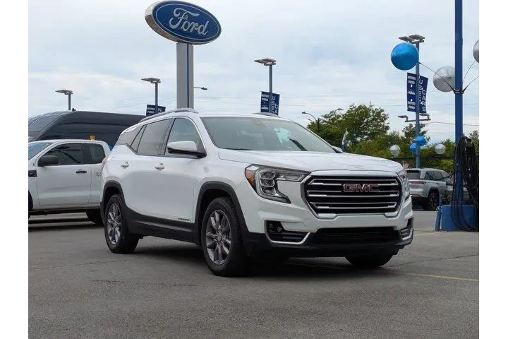 $21899 : GMC Terrain 2023 SLT 4dr SUV image 2