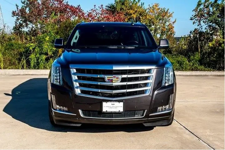 $30994 : Cadillac Escalade 2018 Luxur image 2