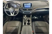 $20777 : Nissan Altima 2025 2.5 SV 4d thumbnail