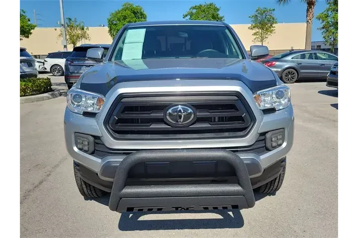 $30990 : Toyota Tacoma 2022 4x4 SR V6 image 2