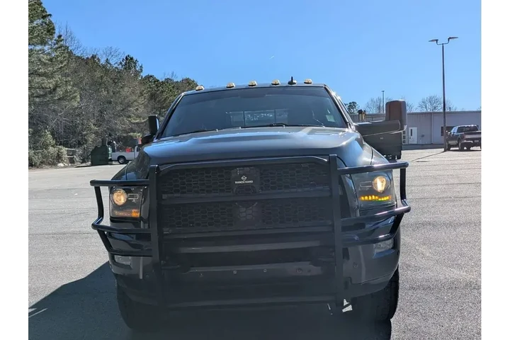 $18991 : Ram 3500 2016 4x4 Laramie 4d image 2