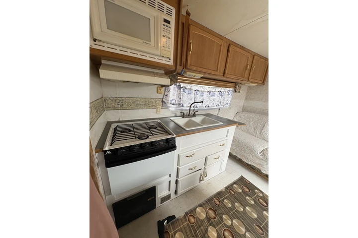 $1000 : tengo lugar de renta image 3