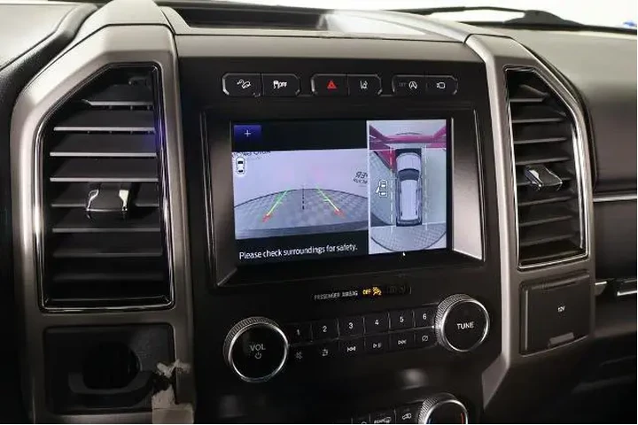 $33844 : Ford Expedition 2020 4x4 XLT image 6