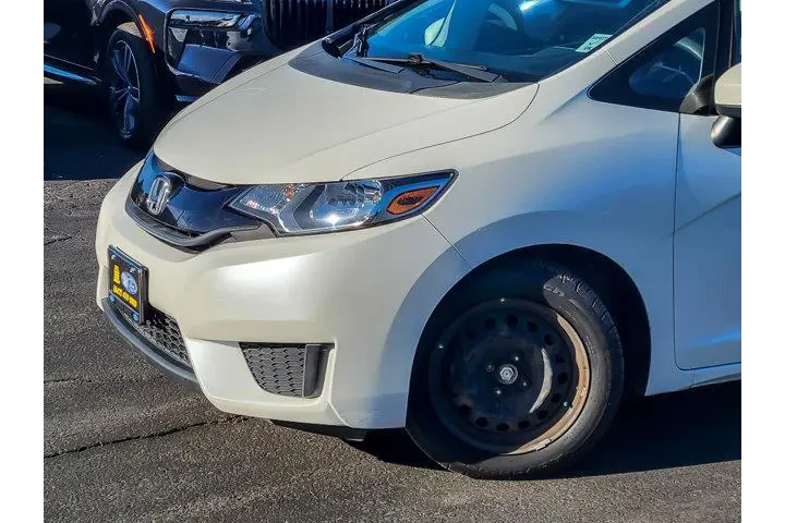 $12880 : Honda Fit 2015 LX 4dr Hatchb image 2