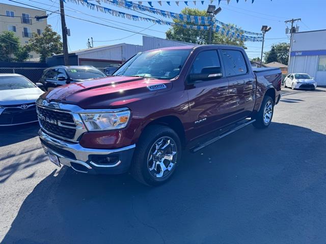 $41299 : 2022 RAM 1500 Big Horn 4x4 Cr image 7