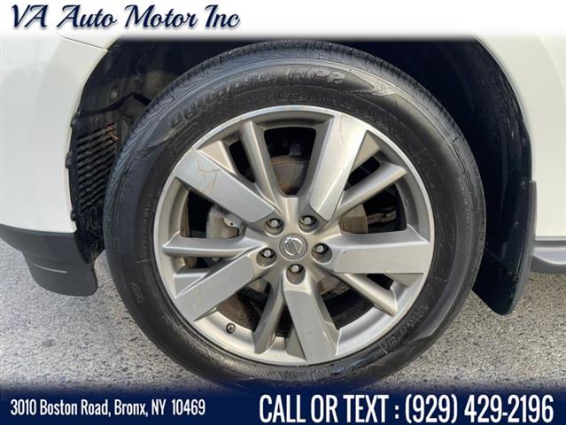 $9500 : Used 2015 Pathfinder 4WD 4dr image 7