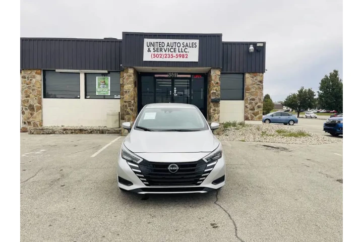 $15850 : 2025 Versa SV image 1