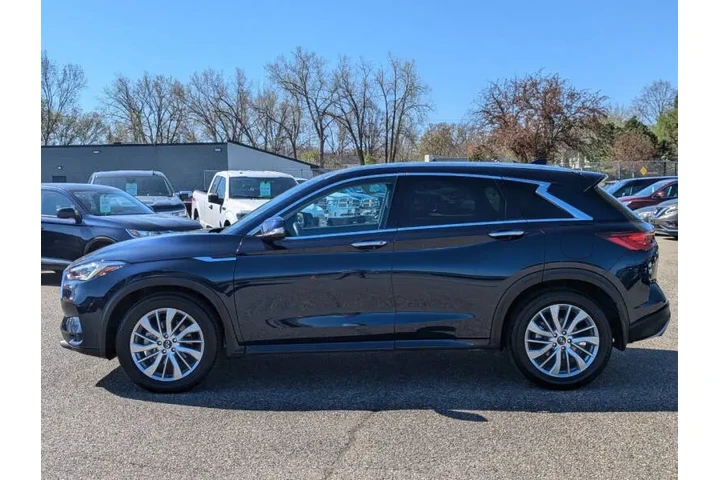 $26972 : 2023 QX50 Luxe image 9